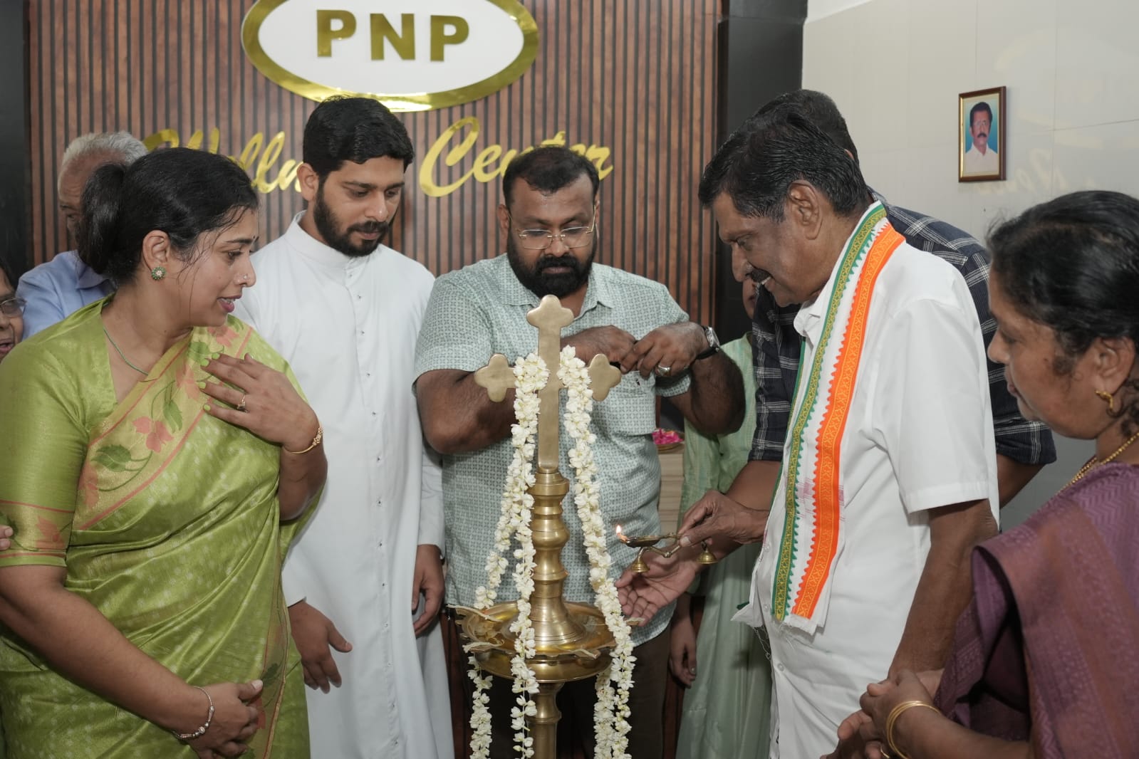 PJ Joseph MLA lights traditional nilavilakku